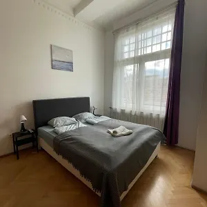 White Pearl Near Gozsdu Будапешт